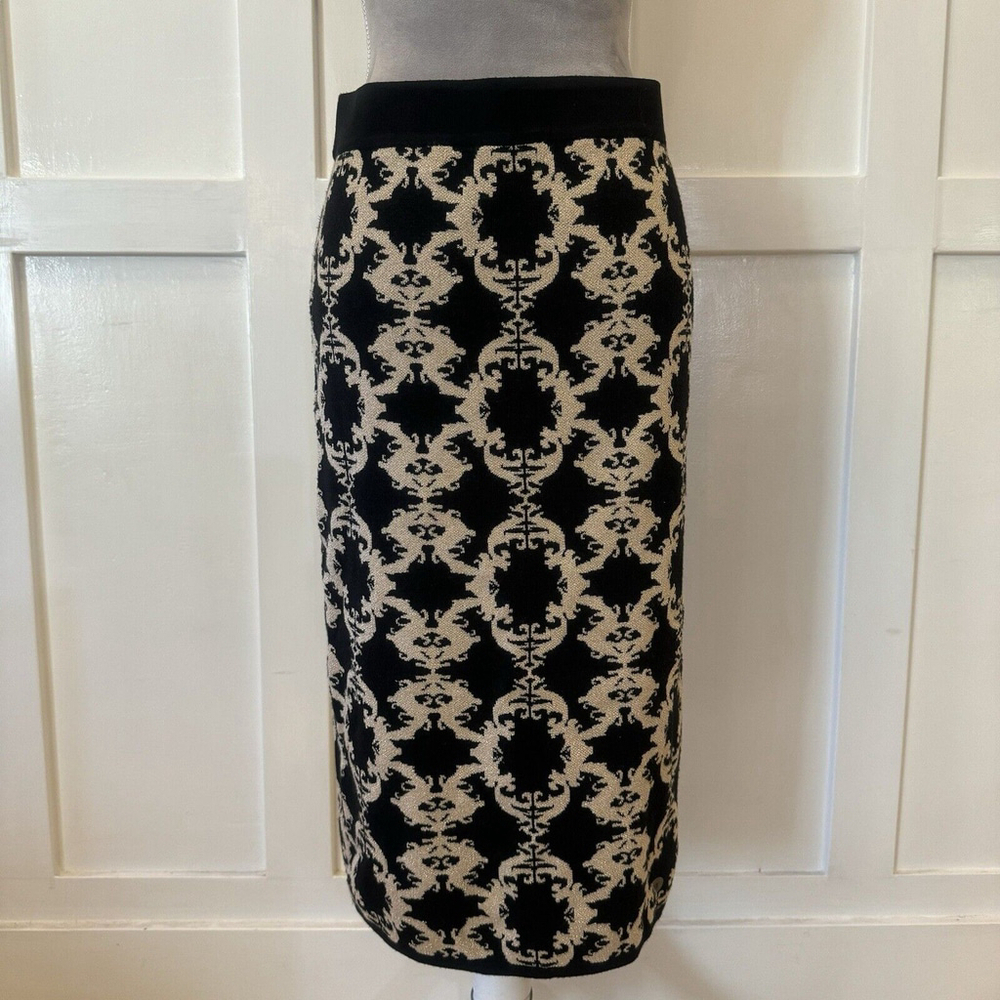 7th Avenue new york & Co Design Knit Skirt Back Slit Navy/metalic Size:M NWOT